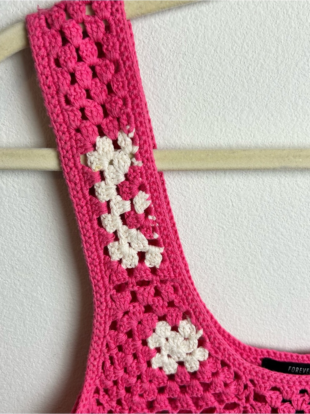 Forever 21 Pink Granny Square Crochet Crop Top | Open Knit Boho M - Picture 3 of 6